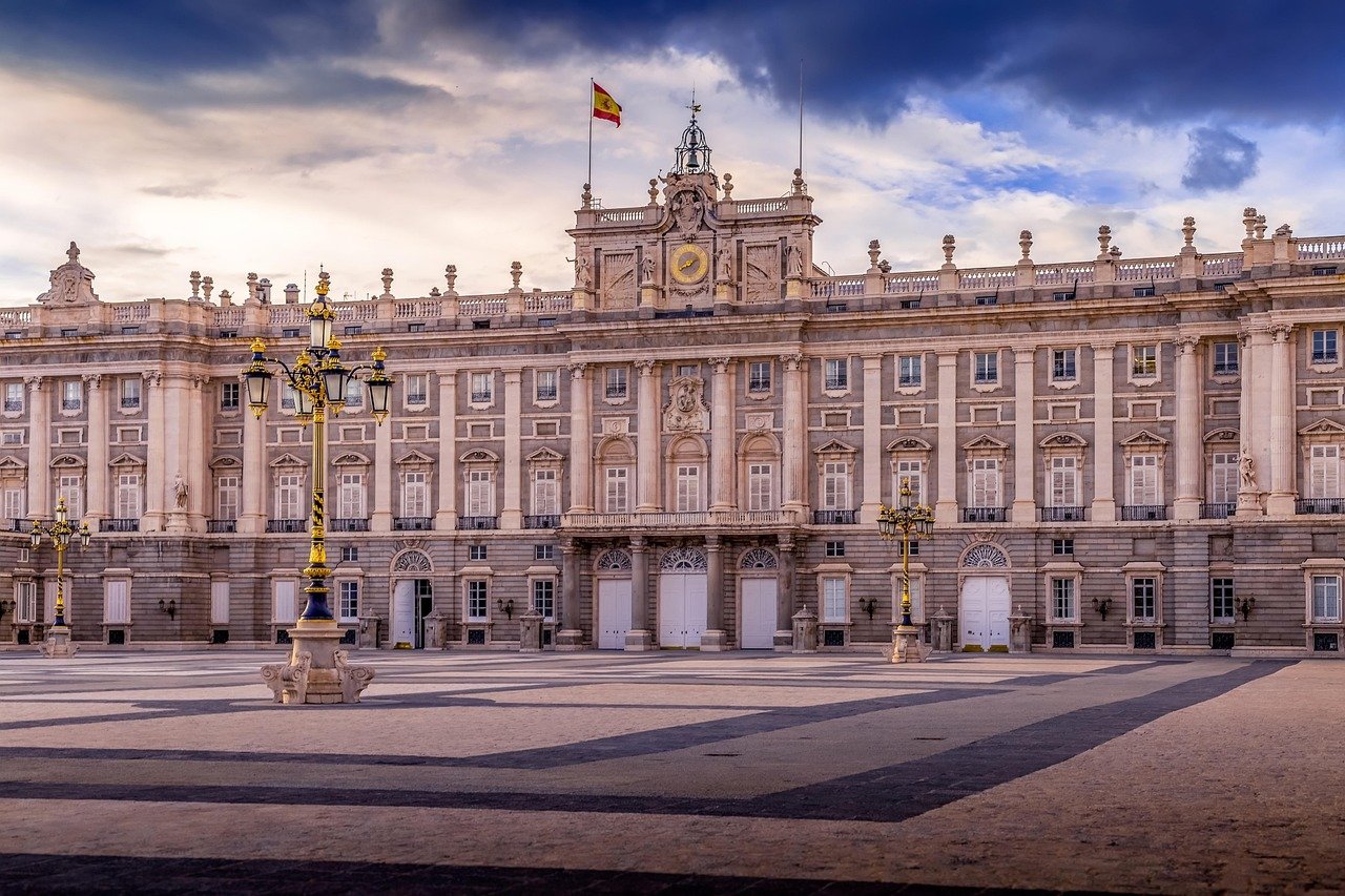 Aranjuez acoge el Festival de Globos de Madrid con vuelo e historia